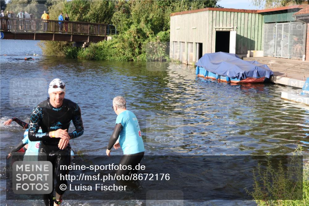 31.08.2025 - Elbe Triathlon Hamburg Luisa Fischer http://msf.ph/oto/8672176 31.08.2025 08:34:39 Schwimmen 179, 197, 212 meine-sportfotos.de