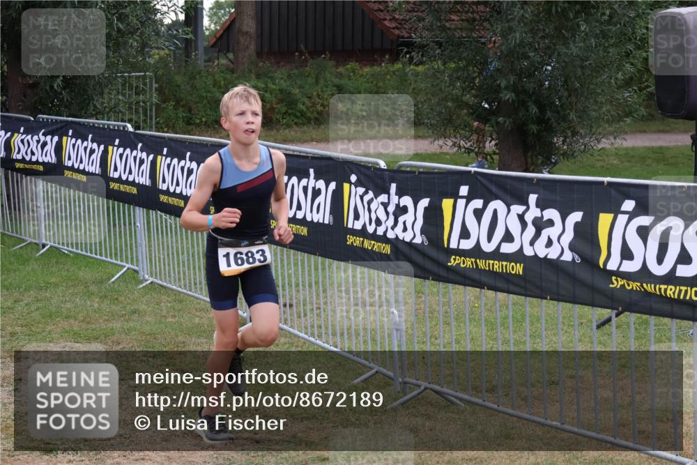 31.08.2025 - Elbe Triathlon Hamburg Luisa Fischer http://msf.ph/oto/8672189 31.08.2025 12:53:13 Laufen 1683 meine-sportfotos.de