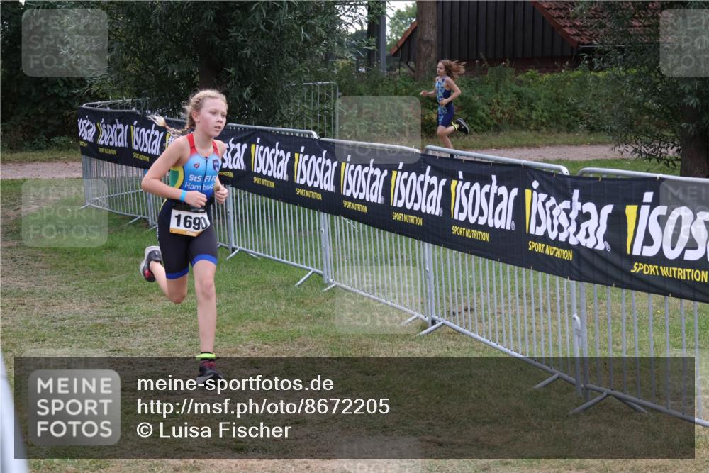31.08.2025 - Elbe Triathlon Hamburg Luisa Fischer http://msf.ph/oto/8672205 31.08.2025 12:54:40 Laufen 1690 meine-sportfotos.de