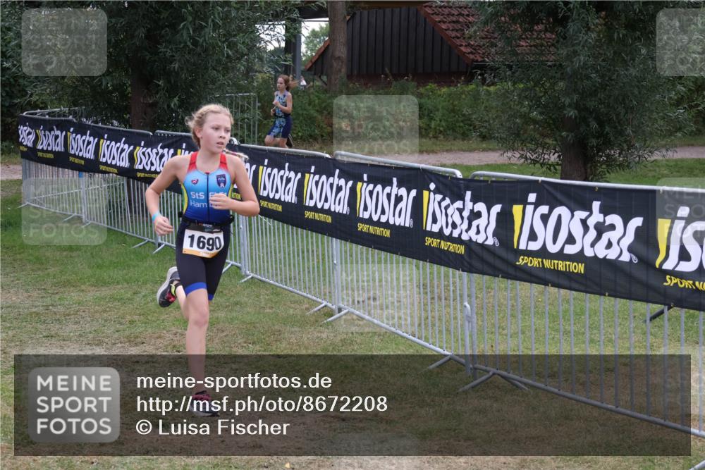31.08.2025 - Elbe Triathlon Hamburg Luisa Fischer http://msf.ph/oto/8672208 31.08.2025 12:54:41 Laufen 1690 meine-sportfotos.de