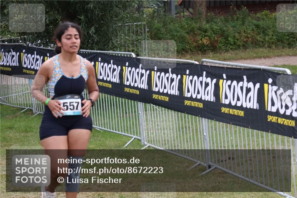31.08.2025 - Elbe Triathlon Hamburg Luisa Fischer http://msf.ph/oto/8672223 31.08.2025 12:55:14 Laufen 557 meine-sportfotos.de
