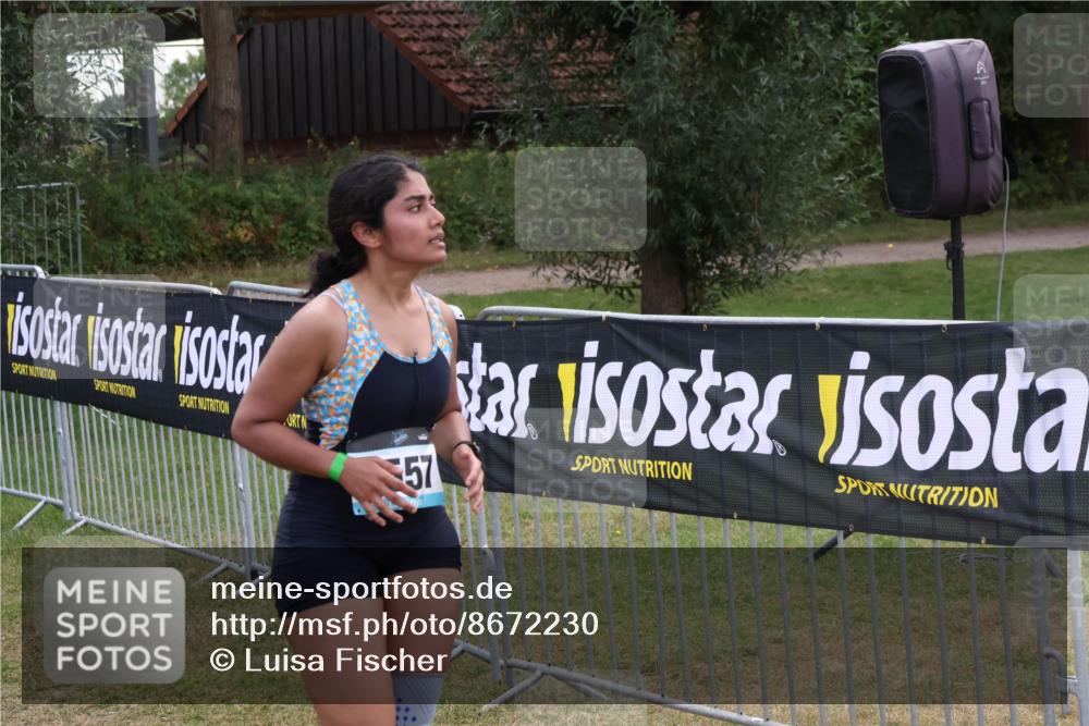 31.08.2025 - Elbe Triathlon Hamburg Luisa Fischer http://msf.ph/oto/8672230 31.08.2025 12:55:15 Laufen 57 meine-sportfotos.de