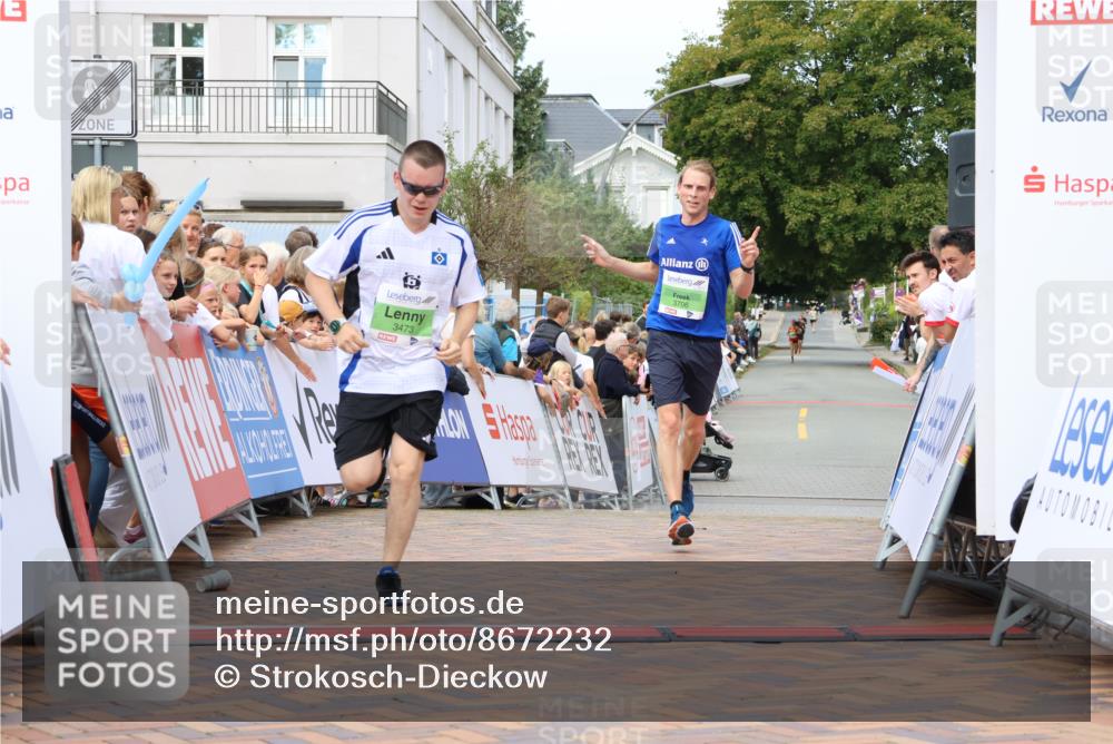31.08.2025 - 21. Blankeneser Heldenlauf Strokosch-Dieckow http://msf.ph/oto/8672232 31.08.2025 10:52:48 Ziel 3706, 3473 meine-sportfotos.de