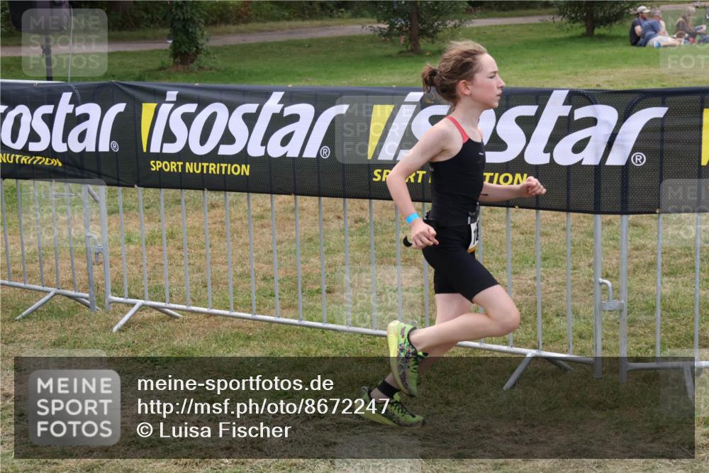 31.08.2025 - Elbe Triathlon Hamburg Luisa Fischer http://msf.ph/oto/8672247 31.08.2025 12:55:26 Laufen  meine-sportfotos.de
