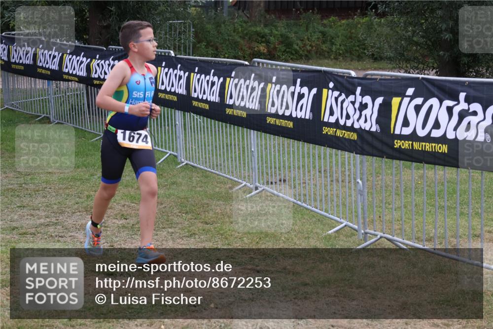 31.08.2025 - Elbe Triathlon Hamburg Luisa Fischer http://msf.ph/oto/8672253 31.08.2025 12:56:25 Laufen 1674 meine-sportfotos.de