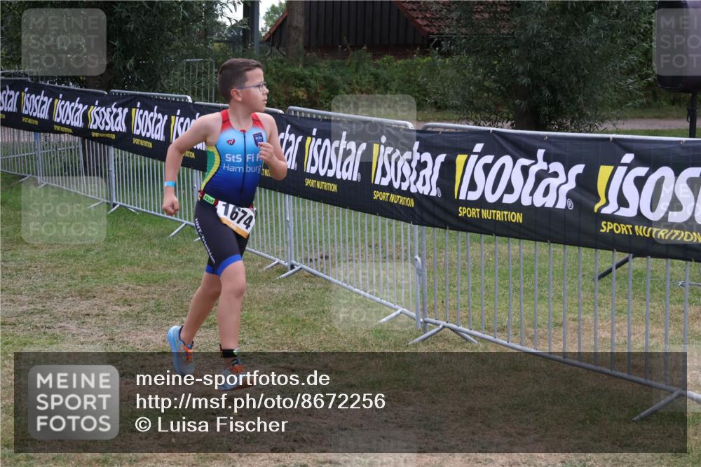 31.08.2025 - Elbe Triathlon Hamburg Luisa Fischer http://msf.ph/oto/8672256 31.08.2025 12:56:25 Laufen 1674 meine-sportfotos.de
