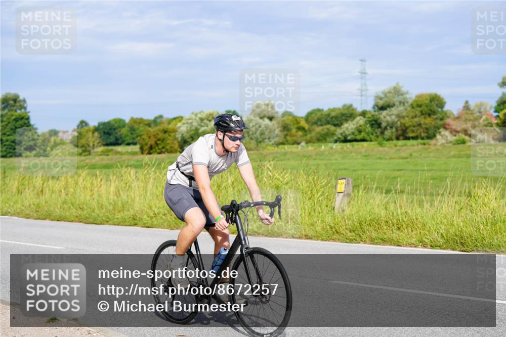 31.08.2025 - Elbe Triathlon Hamburg Michael Burmester http://msf.ph/oto/8672257 31.08.2025 10:04:39 Radfahren 400, 726, 920, 931 meine-sportfotos.de