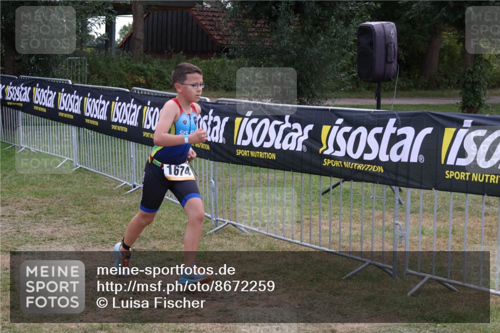 31.08.2025 - Elbe Triathlon Hamburg Luisa Fischer http://msf.ph/oto/8672259 31.08.2025 12:56:26 Laufen 1674 meine-sportfotos.de