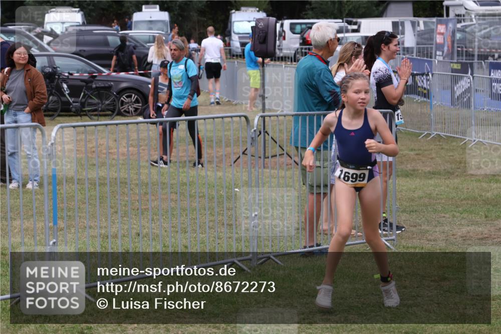31.08.2025 - Elbe Triathlon Hamburg Luisa Fischer http://msf.ph/oto/8672273 31.08.2025 12:56:41 Laufen 1699, 15 meine-sportfotos.de