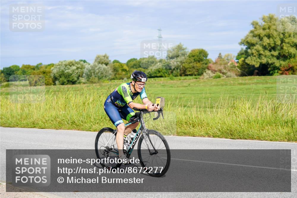 31.08.2025 - Elbe Triathlon Hamburg Michael Burmester http://msf.ph/oto/8672277 31.08.2025 10:04:52 Radfahren 416, 735, 792 meine-sportfotos.de