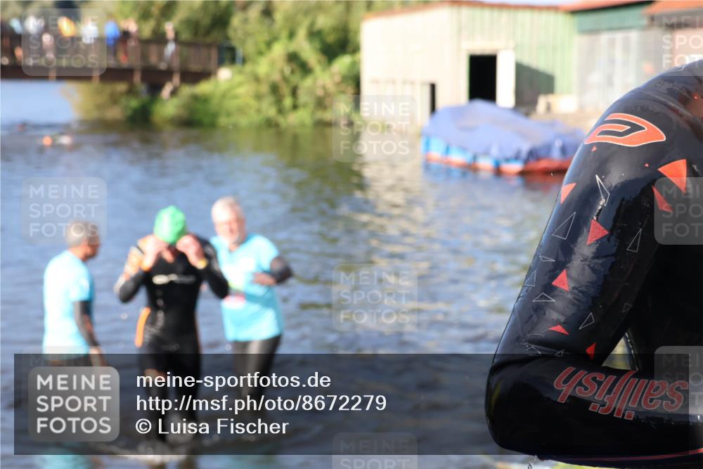 31.08.2025 - Elbe Triathlon Hamburg Luisa Fischer http://msf.ph/oto/8672279 31.08.2025 08:34:51 Schwimmen 176, 213 meine-sportfotos.de