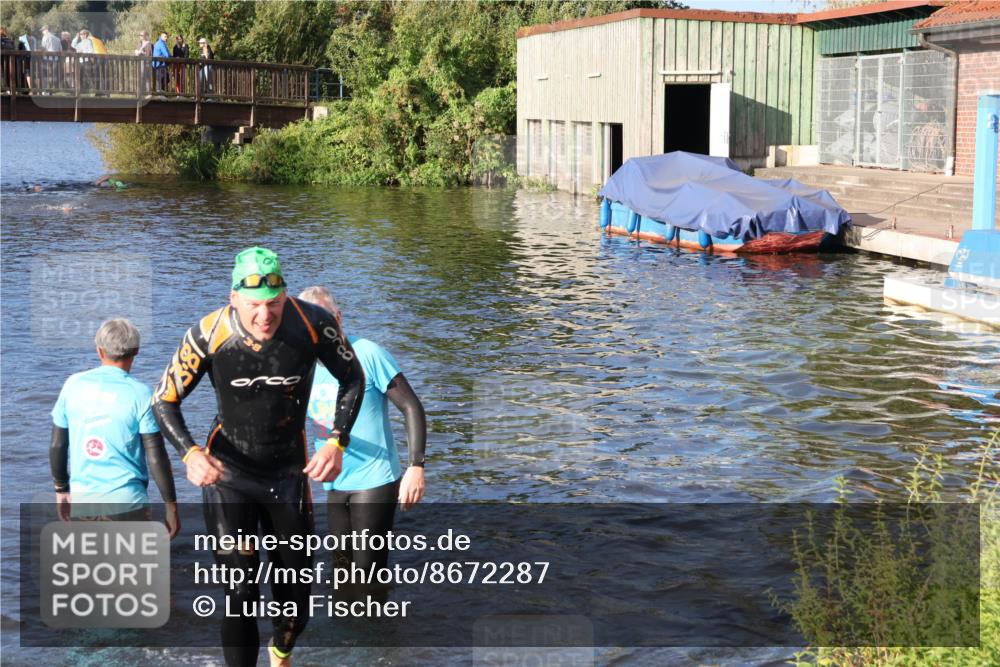 31.08.2025 - Elbe Triathlon Hamburg Luisa Fischer http://msf.ph/oto/8672287 31.08.2025 08:34:53 Schwimmen 176, 213 meine-sportfotos.de