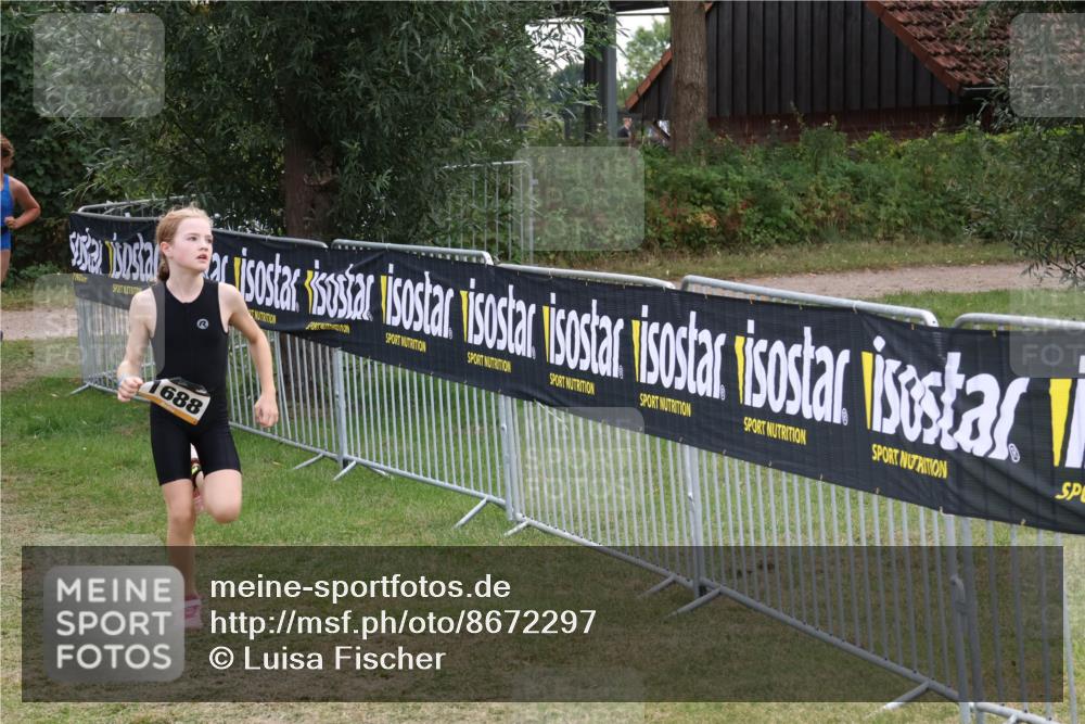 31.08.2025 - Elbe Triathlon Hamburg Luisa Fischer http://msf.ph/oto/8672297 31.08.2025 12:56:49 Laufen 688 meine-sportfotos.de