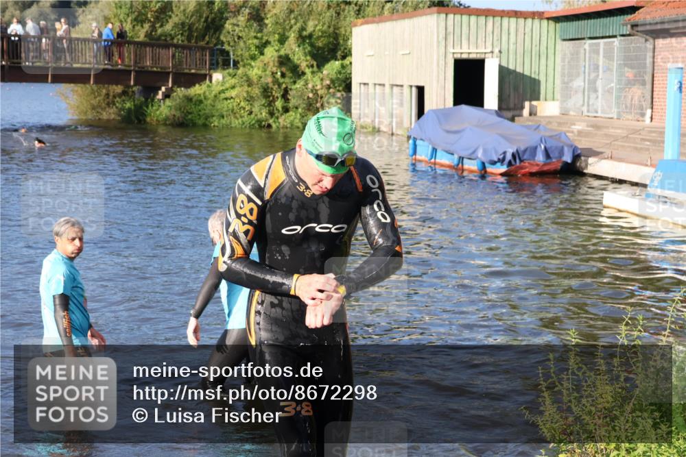 31.08.2025 - Elbe Triathlon Hamburg Luisa Fischer http://msf.ph/oto/8672298 31.08.2025 08:34:55 Schwimmen 176 meine-sportfotos.de