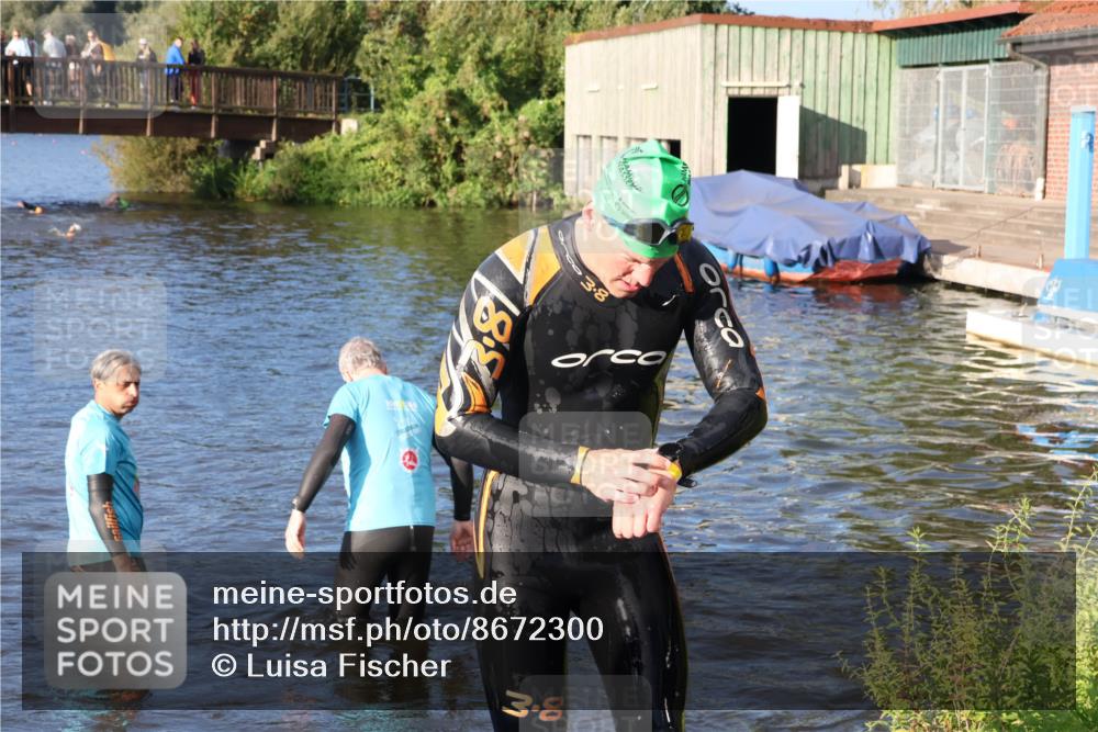 31.08.2025 - Elbe Triathlon Hamburg Luisa Fischer http://msf.ph/oto/8672300 31.08.2025 08:34:55 Schwimmen 176 meine-sportfotos.de