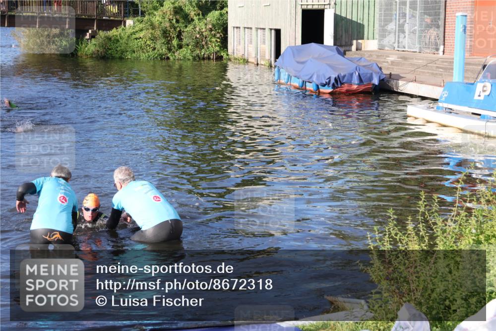 31.08.2025 - Elbe Triathlon Hamburg Luisa Fischer http://msf.ph/oto/8672318 31.08.2025 08:35:32 Schwimmen 184 meine-sportfotos.de