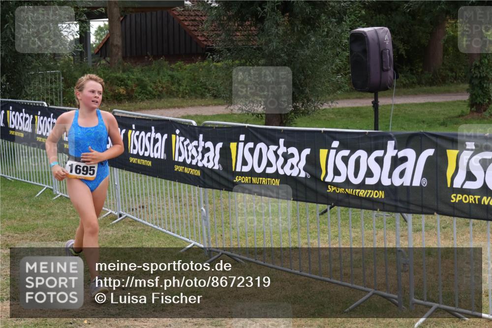31.08.2025 - Elbe Triathlon Hamburg Luisa Fischer http://msf.ph/oto/8672319 31.08.2025 12:56:53 Laufen 1695 meine-sportfotos.de
