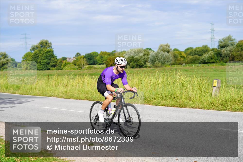 31.08.2025 - Elbe Triathlon Hamburg Michael Burmester http://msf.ph/oto/8672339 31.08.2025 10:05:06 Radfahren 413, 654, 822, 844, 892 meine-sportfotos.de