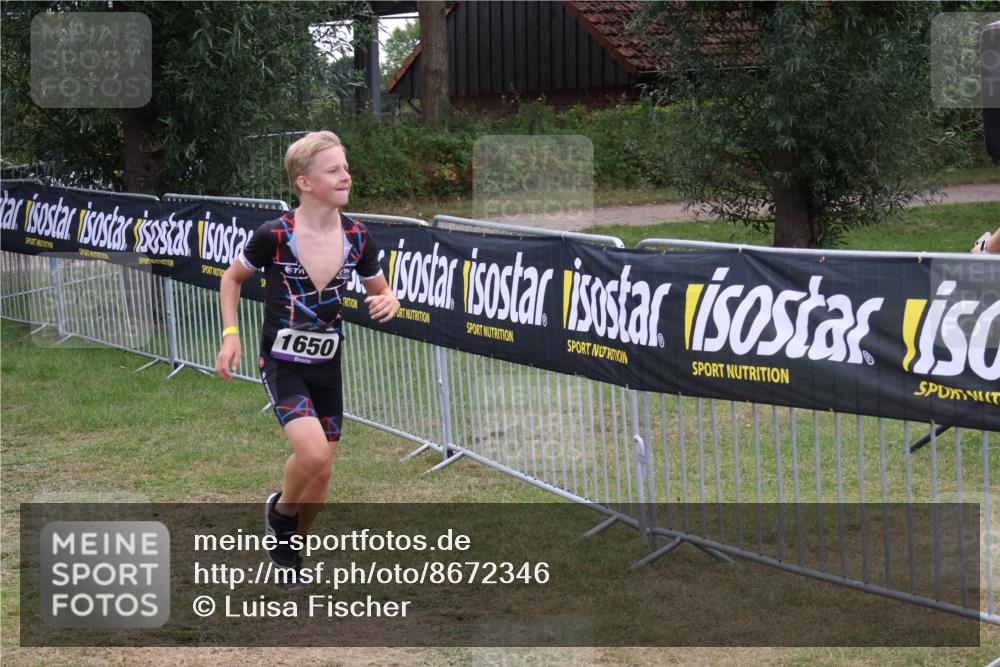 31.08.2025 - Elbe Triathlon Hamburg Luisa Fischer http://msf.ph/oto/8672346 31.08.2025 12:57:40 Laufen 1650 meine-sportfotos.de