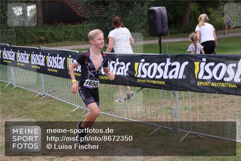 31.08.2025 - Elbe Triathlon Hamburg Luisa Fischer http://msf.ph/oto/8672350 31.08.2025 12:57:40 Laufen 1650 meine-sportfotos.de