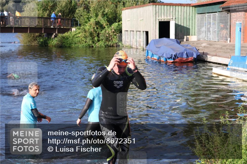31.08.2025 - Elbe Triathlon Hamburg Luisa Fischer http://msf.ph/oto/8672351 31.08.2025 08:35:35 Schwimmen 184 meine-sportfotos.de
