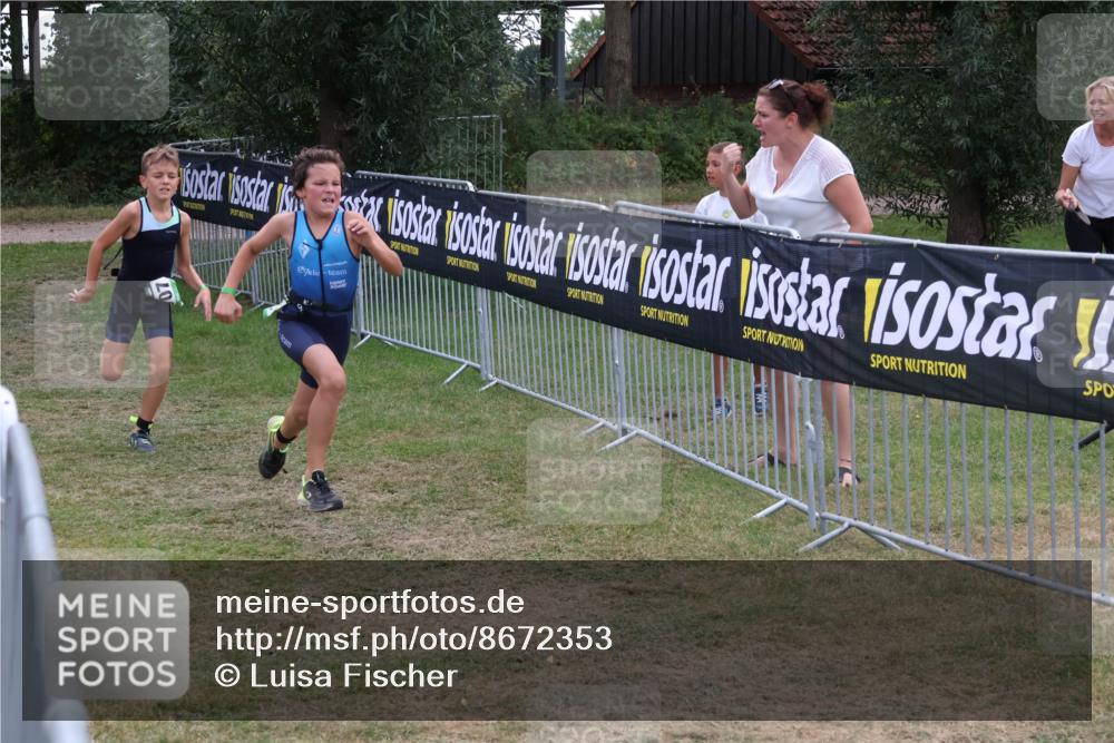31.08.2025 - Elbe Triathlon Hamburg Luisa Fischer http://msf.ph/oto/8672353 31.08.2025 12:57:48 Laufen  meine-sportfotos.de