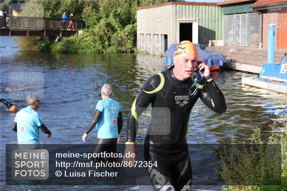 31.08.2025 - Elbe Triathlon Hamburg Luisa Fischer http://msf.ph/oto/8672354 31.08.2025 08:35:36 Schwimmen 184 meine-sportfotos.de