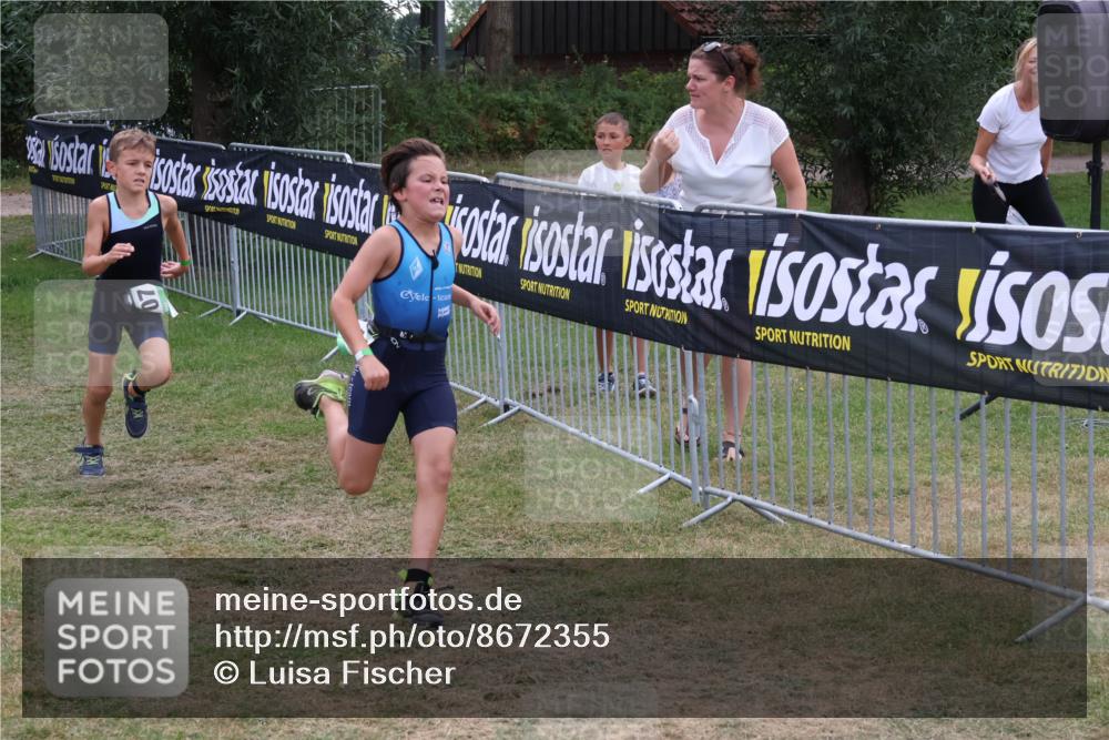 31.08.2025 - Elbe Triathlon Hamburg Luisa Fischer http://msf.ph/oto/8672355 31.08.2025 12:57:48 Laufen 07 meine-sportfotos.de