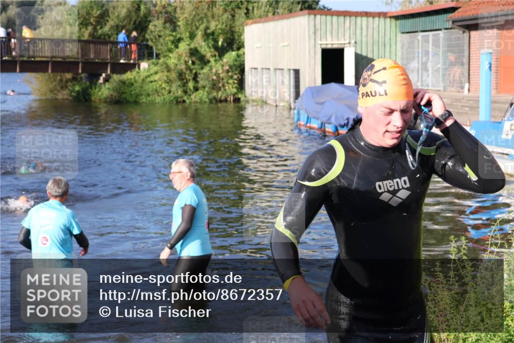 31.08.2025 - Elbe Triathlon Hamburg Luisa Fischer http://msf.ph/oto/8672357 31.08.2025 08:35:36 Schwimmen 184 meine-sportfotos.de