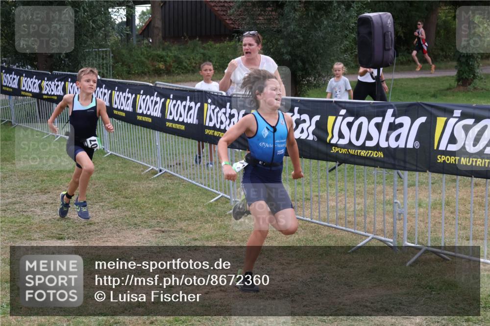 31.08.2025 - Elbe Triathlon Hamburg Luisa Fischer http://msf.ph/oto/8672360 31.08.2025 12:57:49 Laufen  meine-sportfotos.de