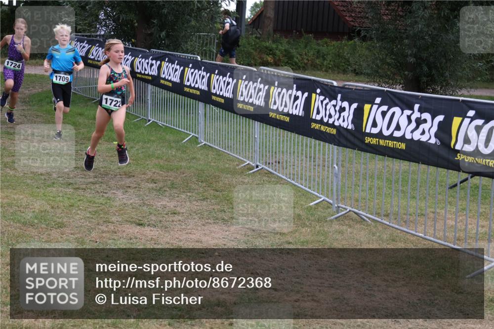 31.08.2025 - Elbe Triathlon Hamburg Luisa Fischer http://msf.ph/oto/8672368 31.08.2025 13:00:06 Laufen 1724, 1709, 1722 meine-sportfotos.de