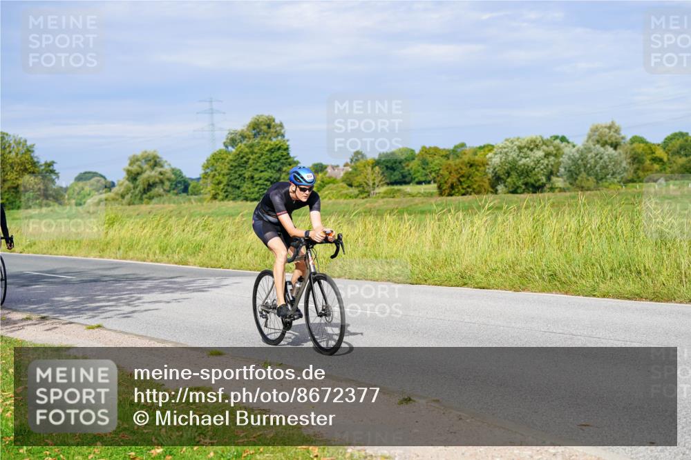 31.08.2025 - Elbe Triathlon Hamburg Michael Burmester http://msf.ph/oto/8672377 31.08.2025 10:05:10 Radfahren 399, 410, 413, 654, 822, 844, 892 meine-sportfotos.de