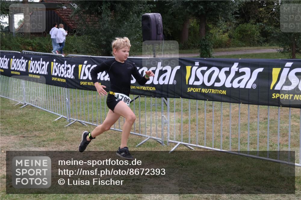 31.08.2025 - Elbe Triathlon Hamburg Luisa Fischer http://msf.ph/oto/8672393 31.08.2025 13:00:16 Laufen 1700 meine-sportfotos.de