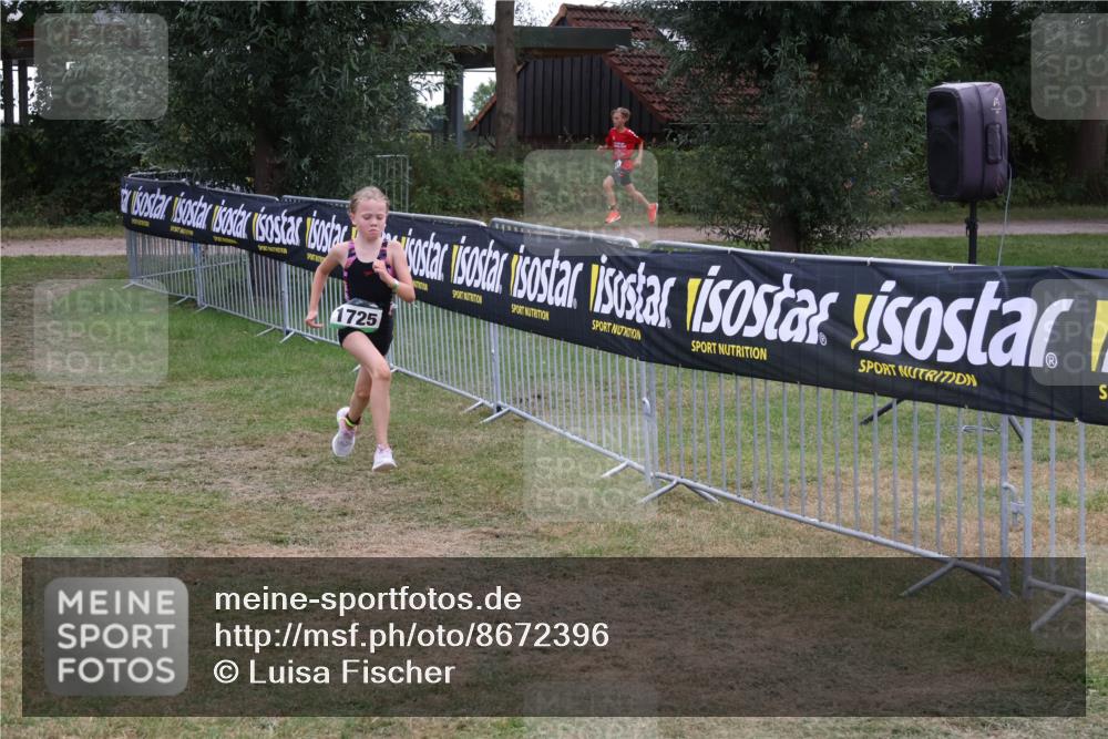 31.08.2025 - Elbe Triathlon Hamburg Luisa Fischer http://msf.ph/oto/8672396 31.08.2025 13:00:37 Laufen 1725 meine-sportfotos.de