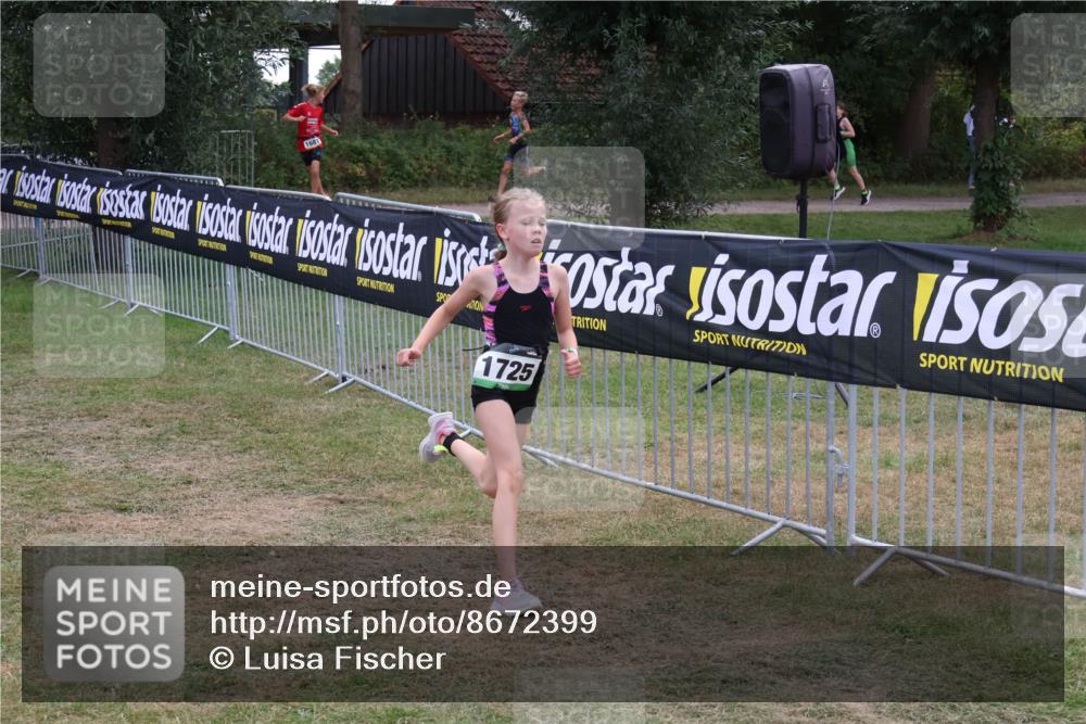 31.08.2025 - Elbe Triathlon Hamburg Luisa Fischer http://msf.ph/oto/8672399 31.08.2025 13:00:37 Laufen 1681, 1725 meine-sportfotos.de