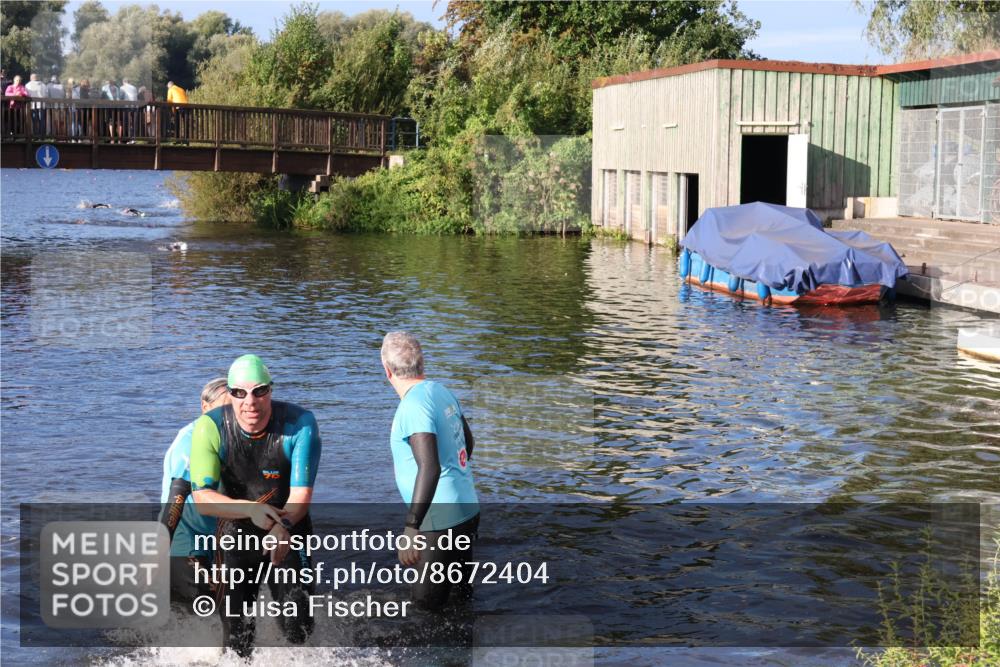 31.08.2025 - Elbe Triathlon Hamburg Luisa Fischer http://msf.ph/oto/8672404 31.08.2025 08:35:54 Schwimmen 222 meine-sportfotos.de