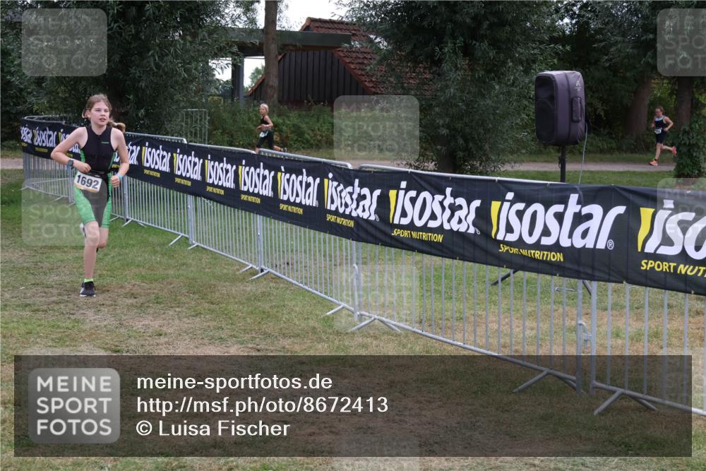 31.08.2025 - Elbe Triathlon Hamburg Luisa Fischer http://msf.ph/oto/8672413 31.08.2025 13:00:46 Laufen 1692 meine-sportfotos.de