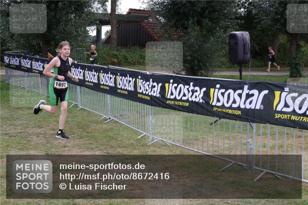 31.08.2025 - Elbe Triathlon Hamburg Luisa Fischer http://msf.ph/oto/8672416 31.08.2025 13:00:46 Laufen 1692 meine-sportfotos.de