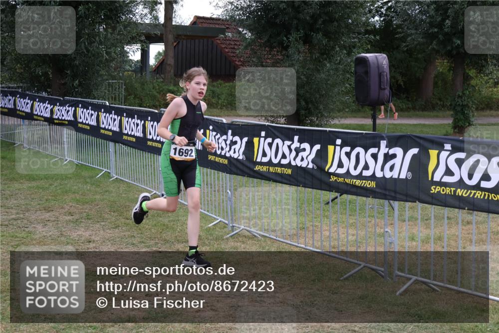 31.08.2025 - Elbe Triathlon Hamburg Luisa Fischer http://msf.ph/oto/8672423 31.08.2025 13:00:47 Laufen 1692 meine-sportfotos.de