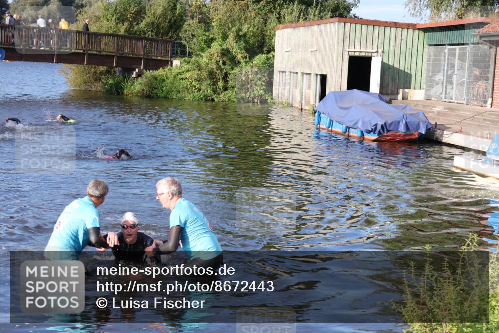 31.08.2025 - Elbe Triathlon Hamburg Luisa Fischer http://msf.ph/oto/8672443 31.08.2025 08:36:40 Schwimmen 233 meine-sportfotos.de