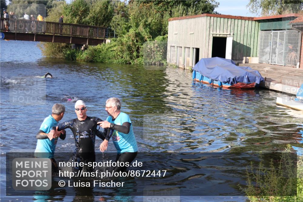 31.08.2025 - Elbe Triathlon Hamburg Luisa Fischer http://msf.ph/oto/8672447 31.08.2025 08:36:41 Schwimmen 233 meine-sportfotos.de