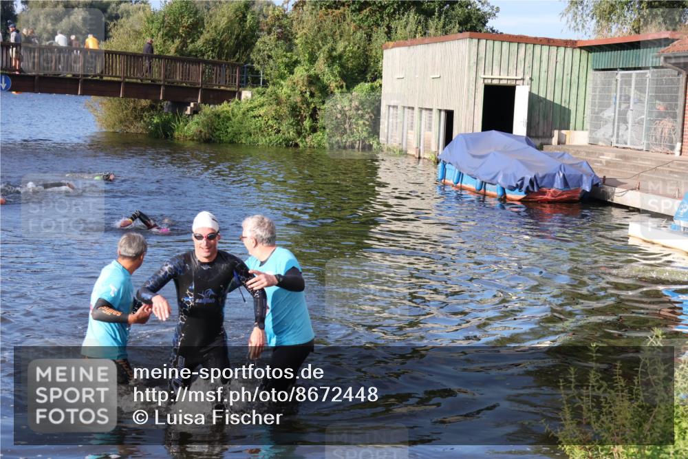 31.08.2025 - Elbe Triathlon Hamburg Luisa Fischer http://msf.ph/oto/8672448 31.08.2025 08:36:41 Schwimmen 233 meine-sportfotos.de
