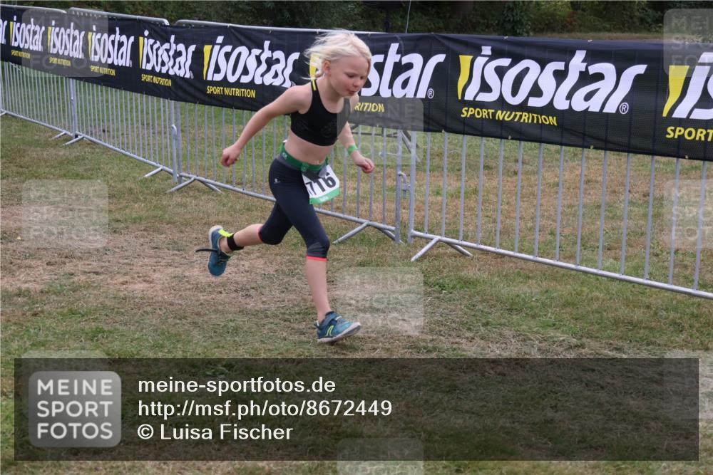 31.08.2025 - Elbe Triathlon Hamburg Luisa Fischer http://msf.ph/oto/8672449 31.08.2025 13:00:54 Laufen 716 meine-sportfotos.de