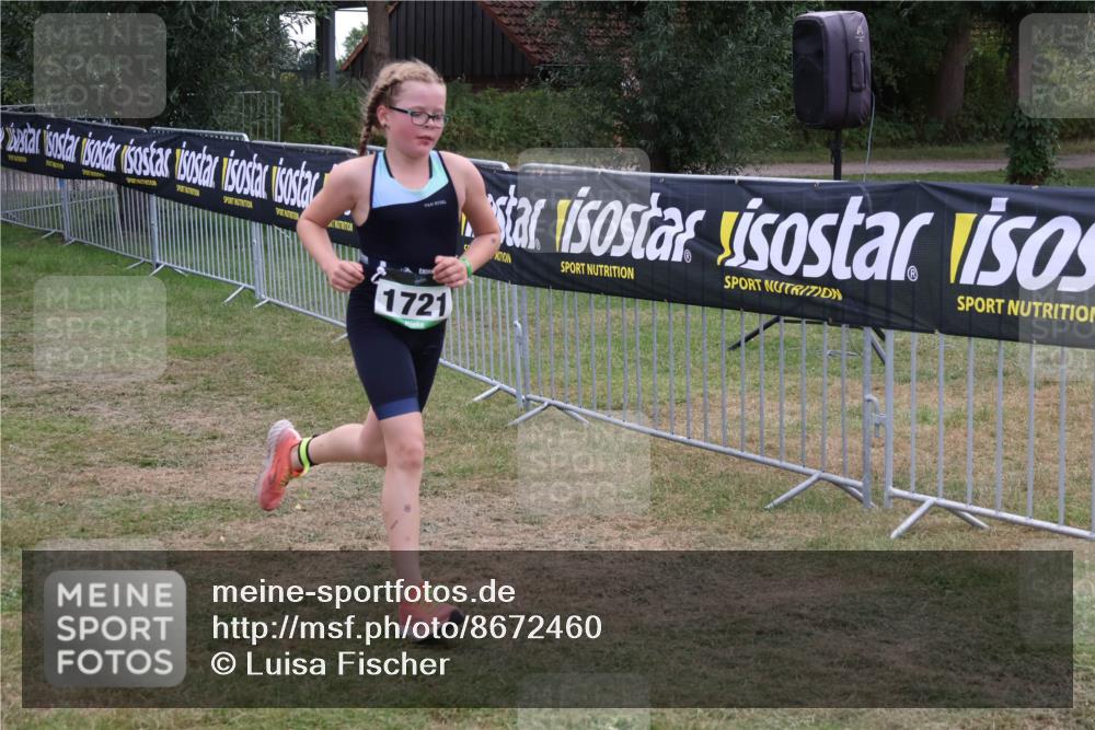 31.08.2025 - Elbe Triathlon Hamburg Luisa Fischer http://msf.ph/oto/8672460 31.08.2025 13:00:59 Laufen 1721 meine-sportfotos.de