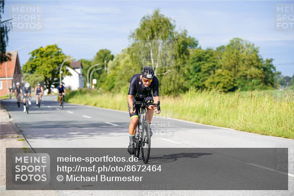 31.08.2025 - Elbe Triathlon Hamburg Michael Burmester http://msf.ph/oto/8672464 31.08.2025 10:07:21 Radfahren 651, 736, 788, 818, 847, 861 meine-sportfotos.de