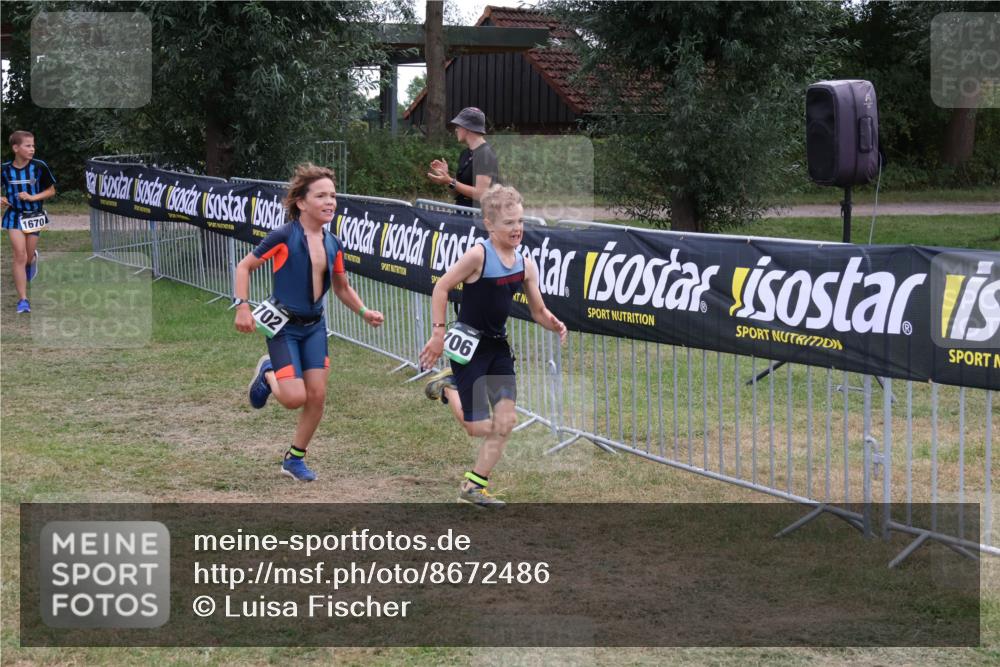 31.08.2025 - Elbe Triathlon Hamburg Luisa Fischer http://msf.ph/oto/8672486 31.08.2025 13:01:30 Laufen 1670, 702, 706 meine-sportfotos.de