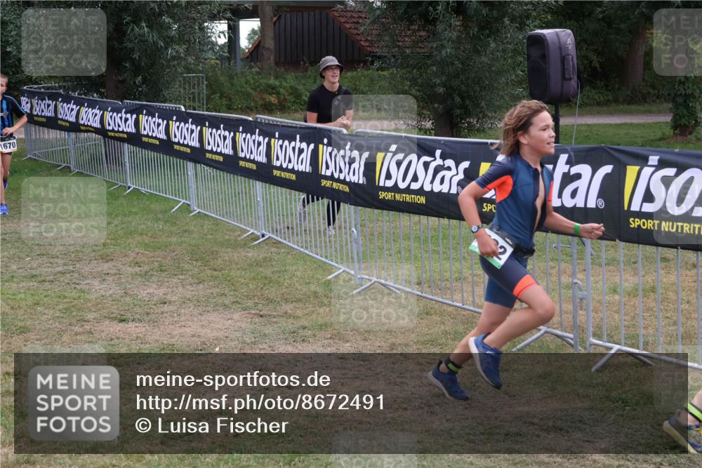 31.08.2025 - Elbe Triathlon Hamburg Luisa Fischer http://msf.ph/oto/8672491 31.08.2025 13:01:31 Laufen 1670 meine-sportfotos.de