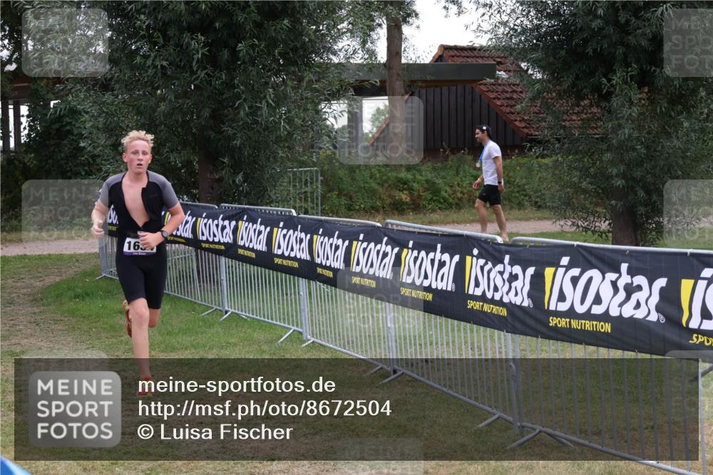 31.08.2025 - Elbe Triathlon Hamburg Luisa Fischer http://msf.ph/oto/8672504 31.08.2025 13:01:40 Laufen 16 meine-sportfotos.de