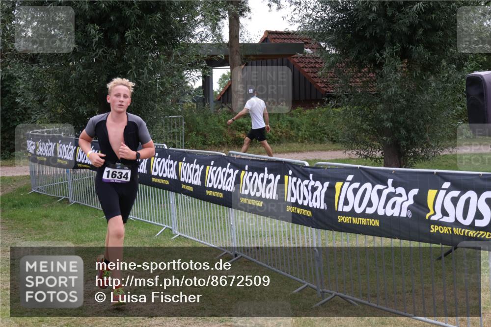 31.08.2025 - Elbe Triathlon Hamburg Luisa Fischer http://msf.ph/oto/8672509 31.08.2025 13:01:41 Laufen 1634 meine-sportfotos.de