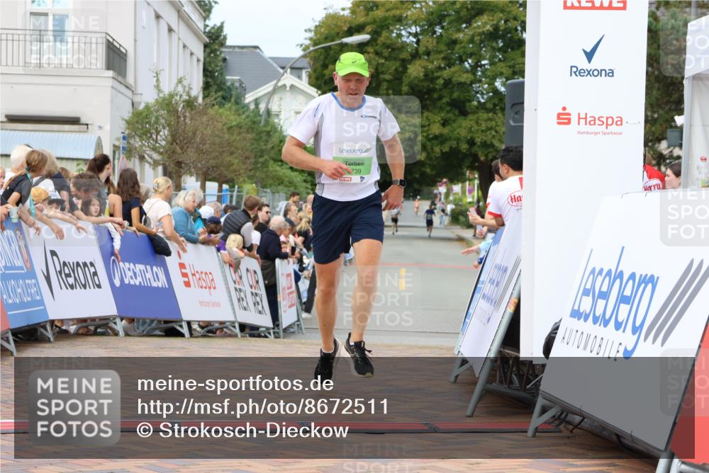 31.08.2025 - 21. Blankeneser Heldenlauf Strokosch-Dieckow http://msf.ph/oto/8672511 31.08.2025 10:52:27 Ziel 3739, 3400 meine-sportfotos.de